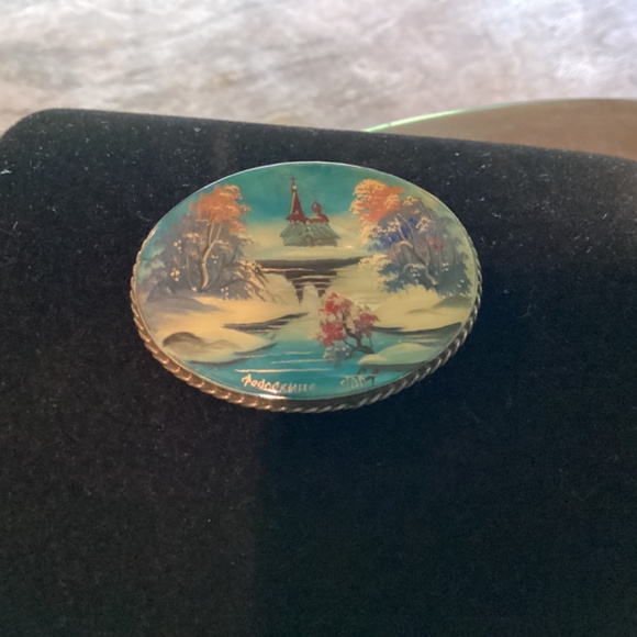 Hand Painted Flower Brooch (Antique) JUST FABULOUS - Picture 6 of 8